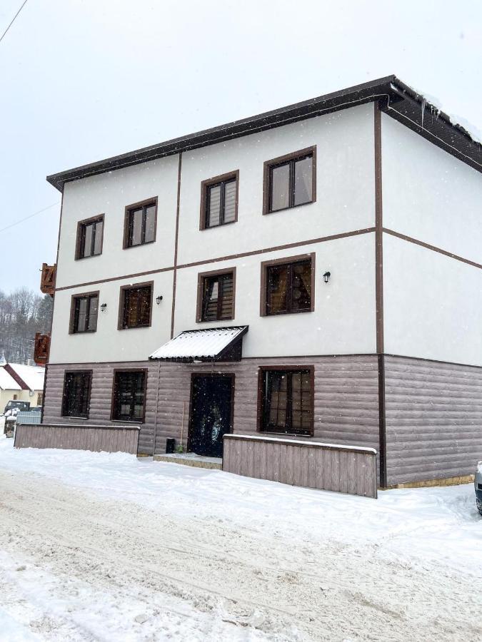 Berloga Pylypets Hotell Pilipets Exteriör bild