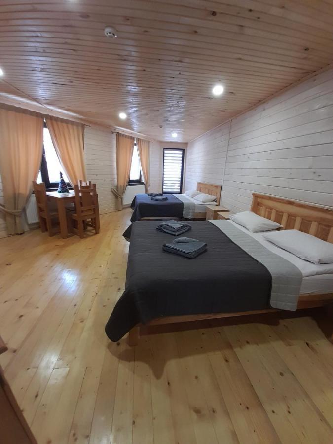 Berloga Pylypets Hotell Pilipets Exteriör bild